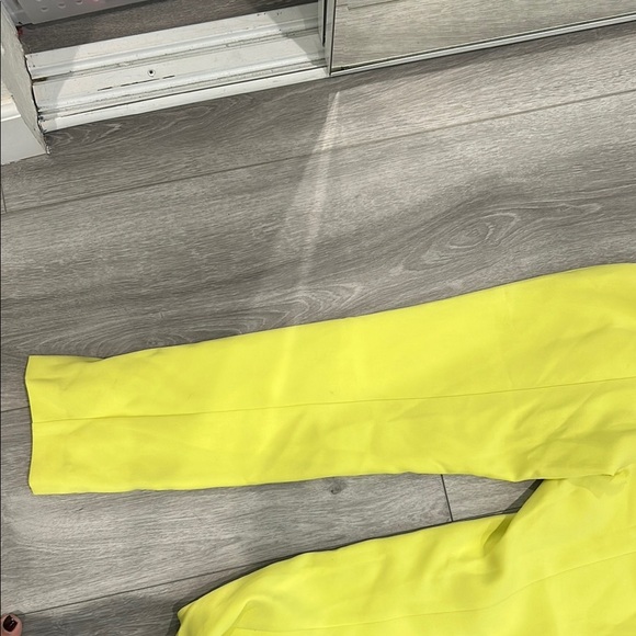 Cinq a sept AMANDA Pants Bright Yellow NWT - Picture 6 of 16